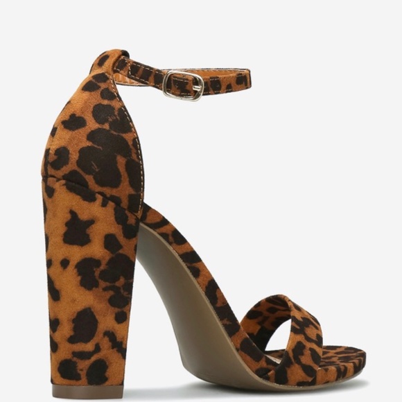 Shoes - Picture 3 of 5